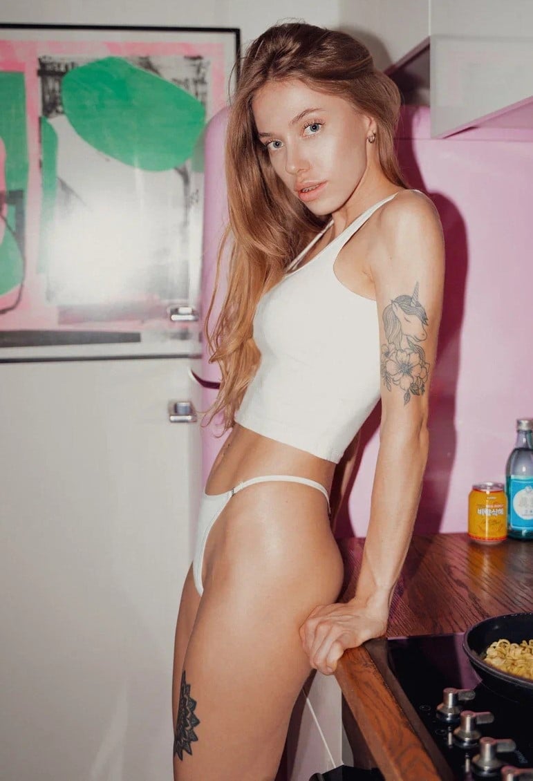 Neylon tayt porno rasmlar